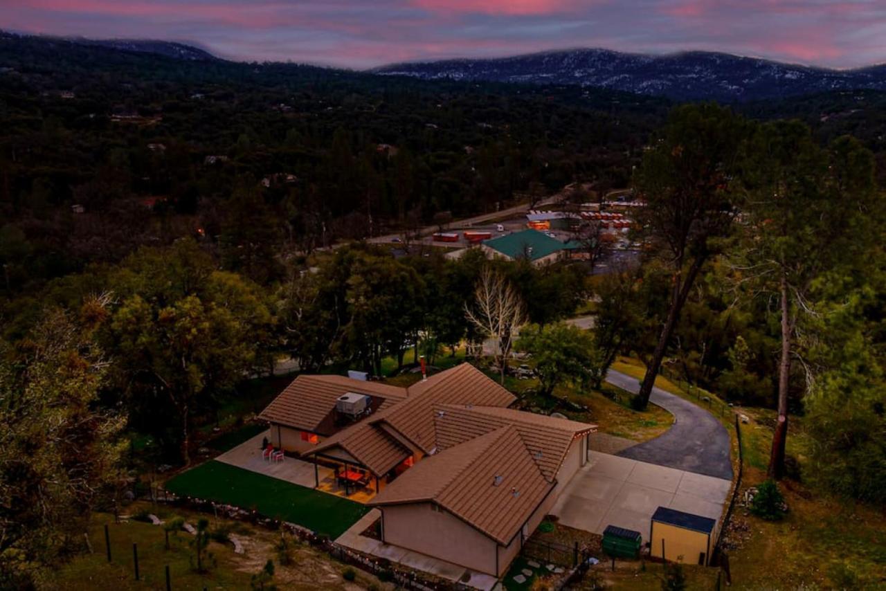 Mystic Mountain Villa, 14 Miles From Yosemite Окгерст Екстер'єр фото