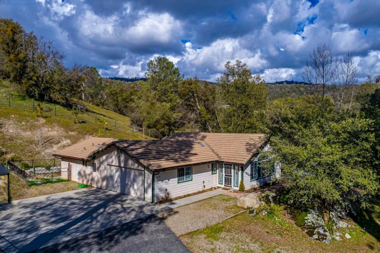 Mystic Mountain Villa, 14 Miles From Yosemite Окгерст Екстер'єр фото